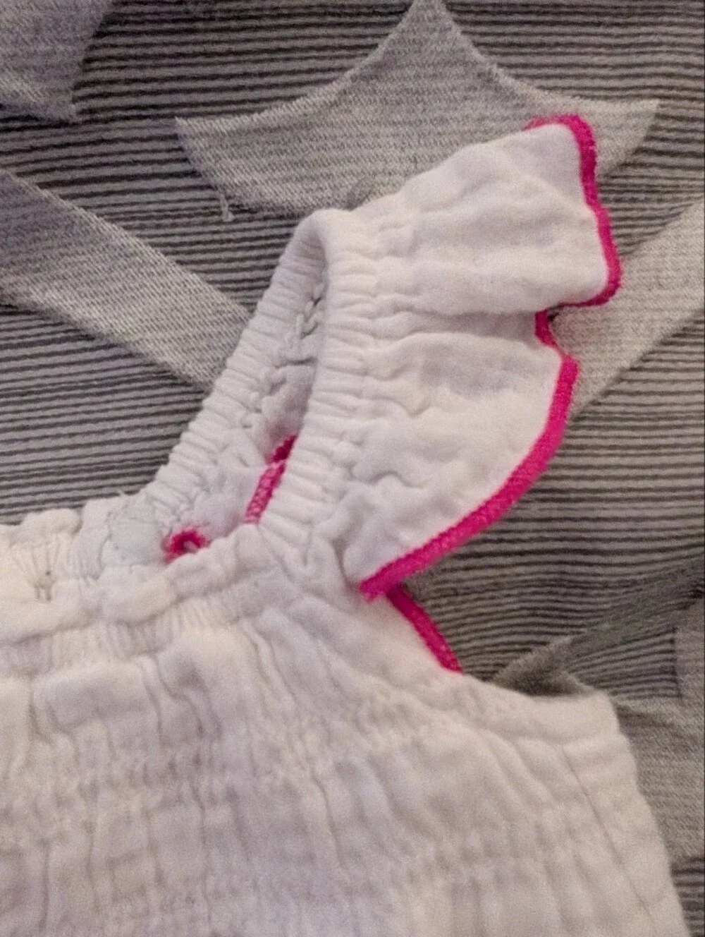 Baby Gap Baby Girls White Cotton Ruffle Tank Top with Pink Trim Size 6-12m